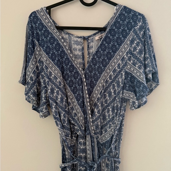 Mi ami Blue and White Midi Tie Dress - Picture 3 of 6